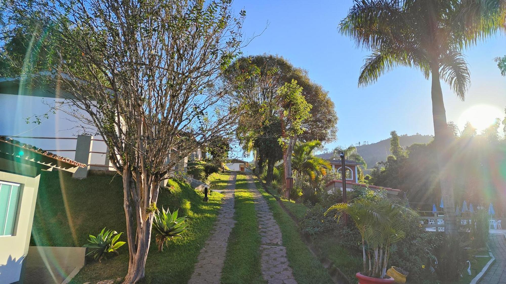 Guest house Chales Da Serra 2*